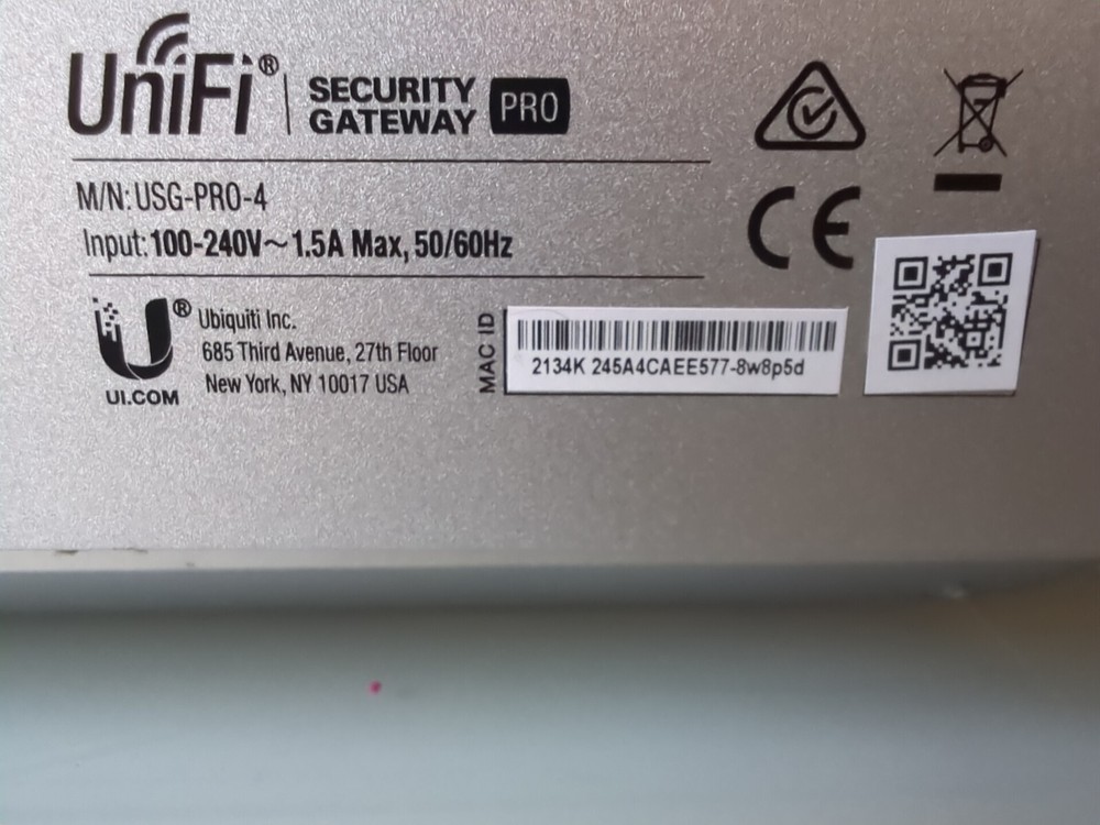 Unifi USG PRO 4