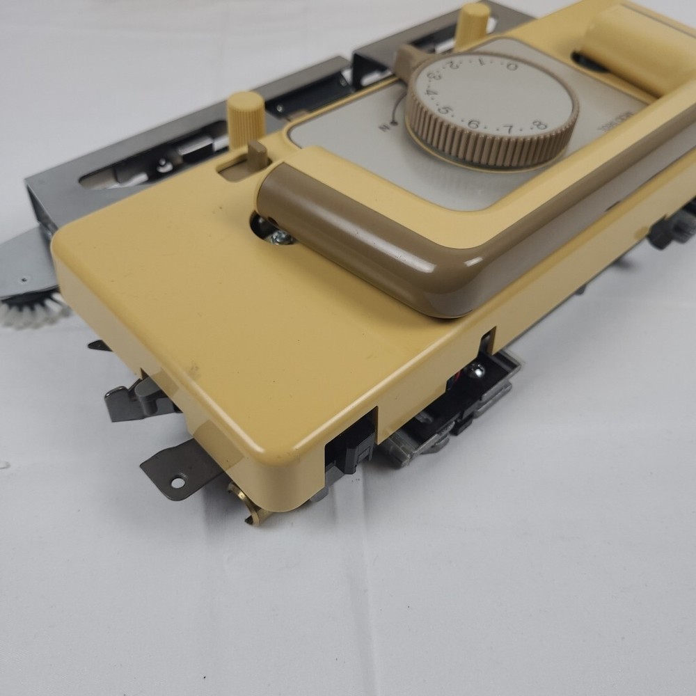 STUDIO MOD 560L KNITTING MACHINE CARIAGE ONLY, NO ATTACHMENTS