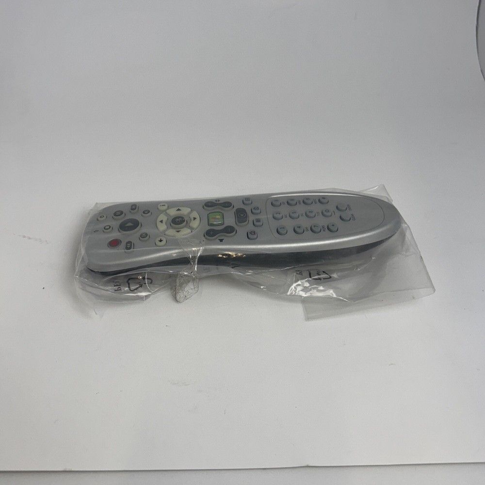 Microsoft RC6 IR Windows Media Remote Control (RC1534034/00)