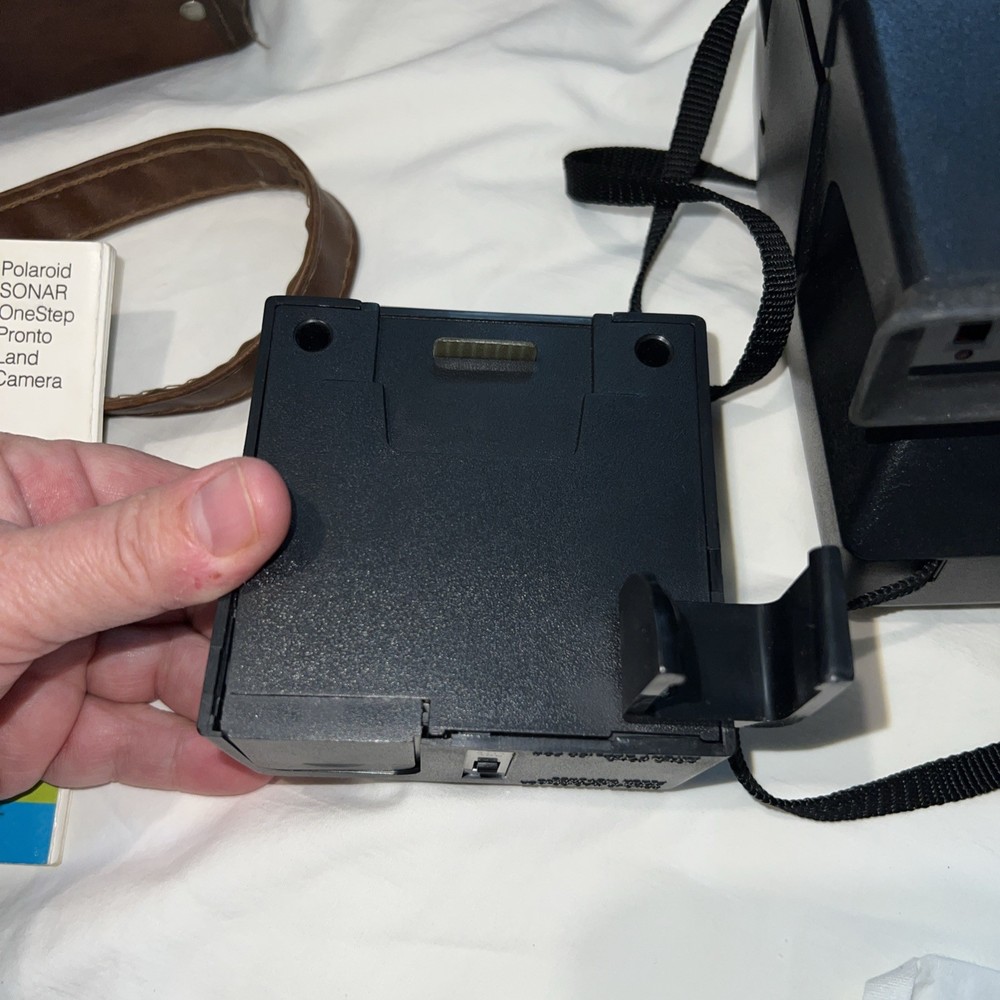 Polaroid Land Camera SONAR OneStep With Case, Flash Attachment, Instructions