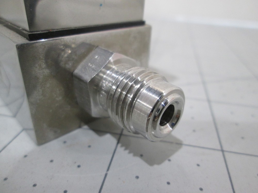 Unit, UFC-1000, Mass Flow Controller, 2%PH3/N2, 50 SCCM, Used