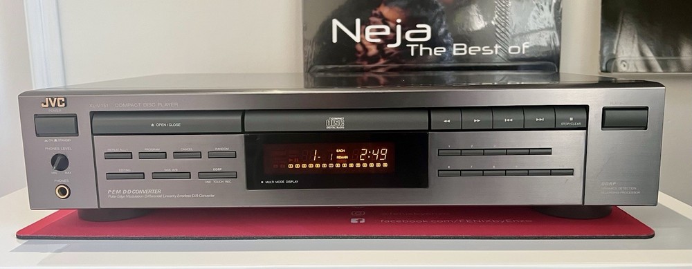 JVC XL-V151 Single Compact Disc Player, Serviced