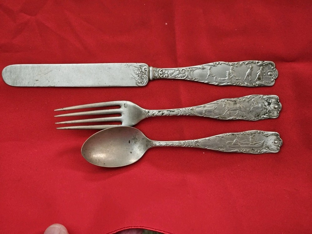 1 Place Setting Cuevee S/P Flatware Sport Scene's Handles