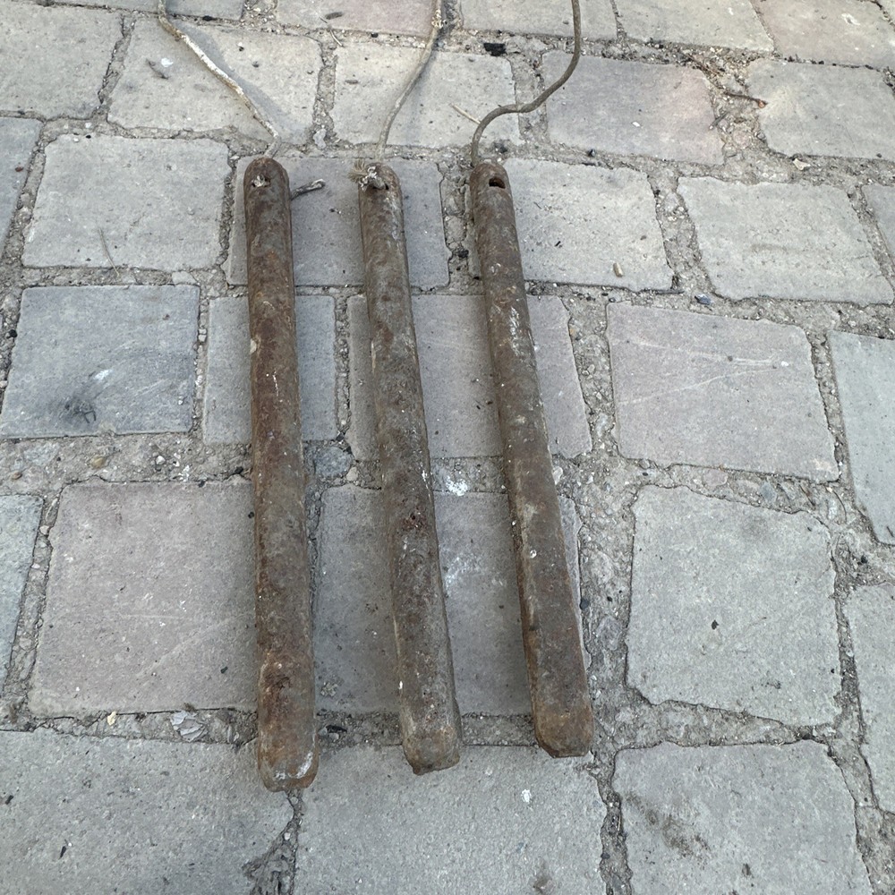 X 4 Vintage Cast Iron Sash Window Weights 4.2 Kg Each Ref Chap