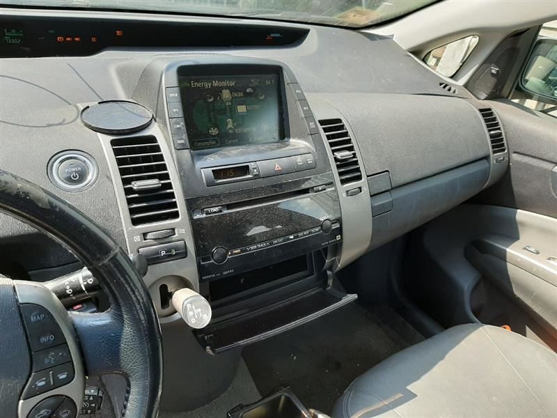 Camera/Projector Decklid Mounted Fits 06-09 PRIUS 558190