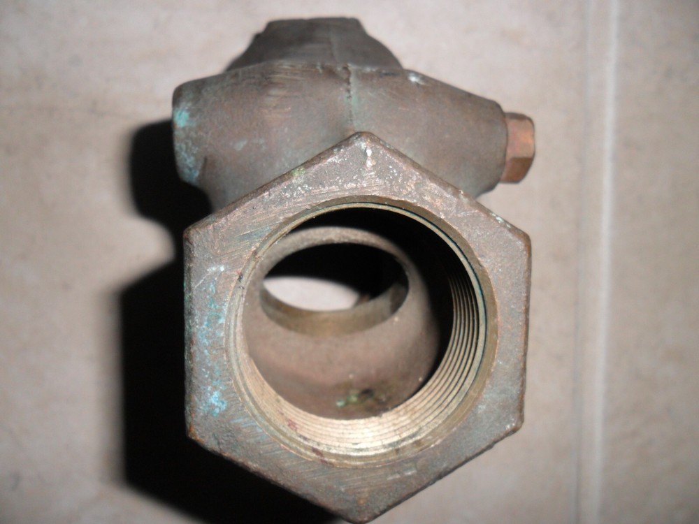 Crane 200 1 1/2" Bronze Check Valve Never Used