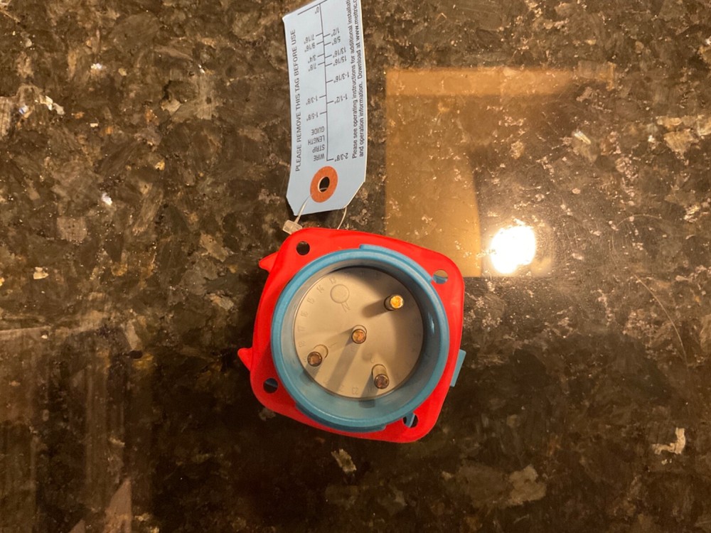 NEW! Meltric Inlet Plug DS20