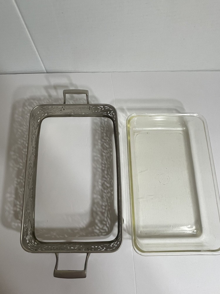 Vtg Footed Rectangular Serving Tray With Pyrex Serving Dish
