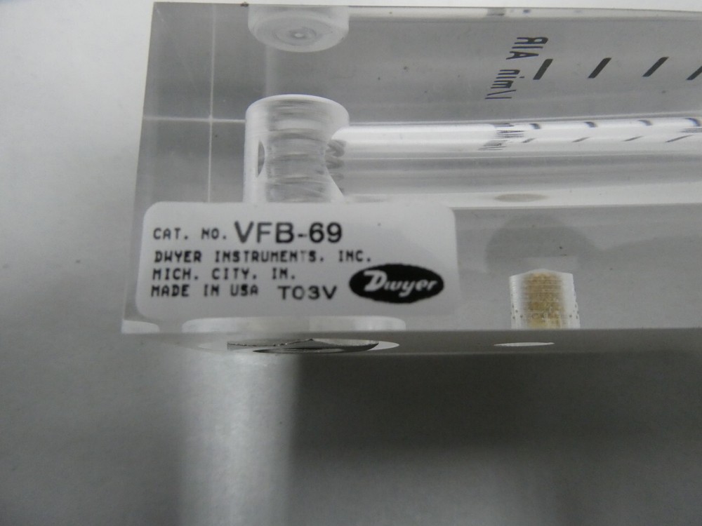 Dwyer VFB-69 0-40 L/min Air Variable Area Flow Meter