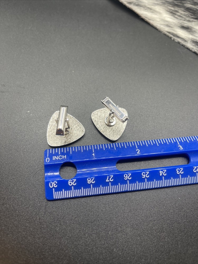 Stunning Silvertone Vintage Cuff Links #Q43