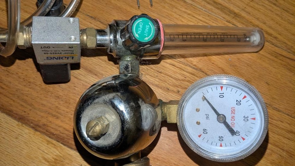 Hydrofarm (CO2) Carbon Dioxide System Regulator Liding 2V025-08