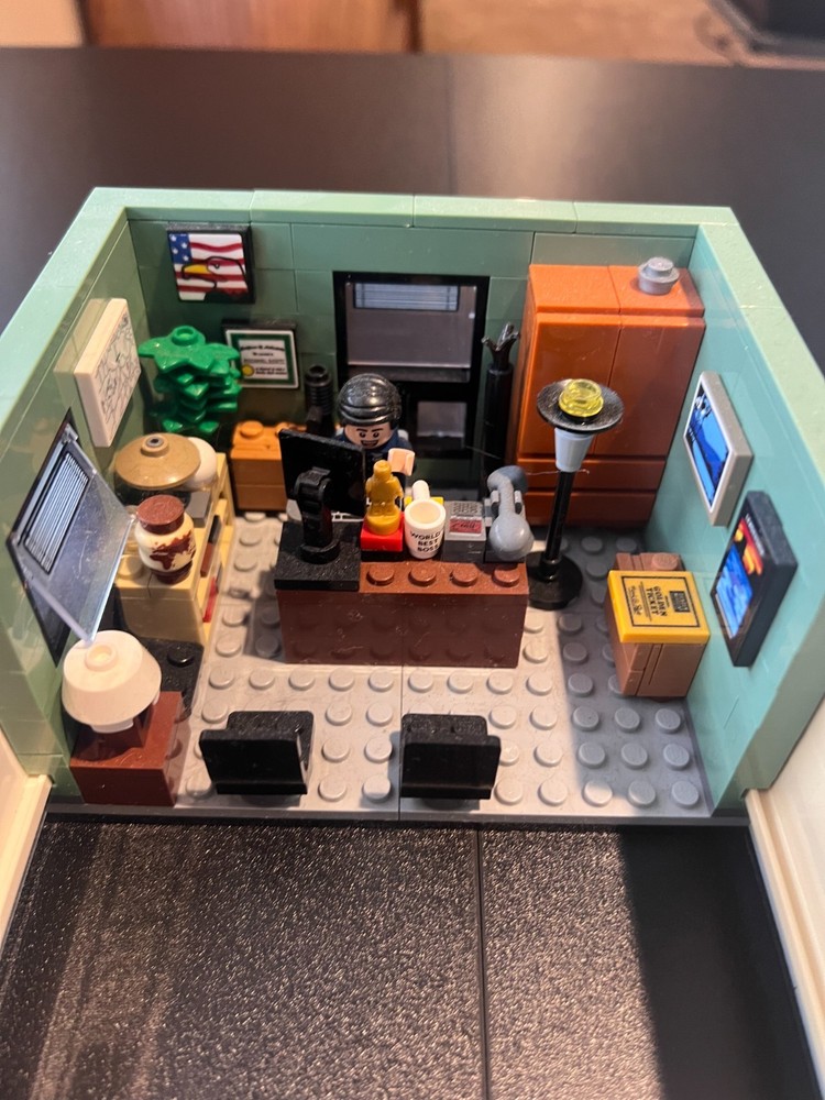 LEGO Ideas: The Office (21336), Complete Set w/ Instructions