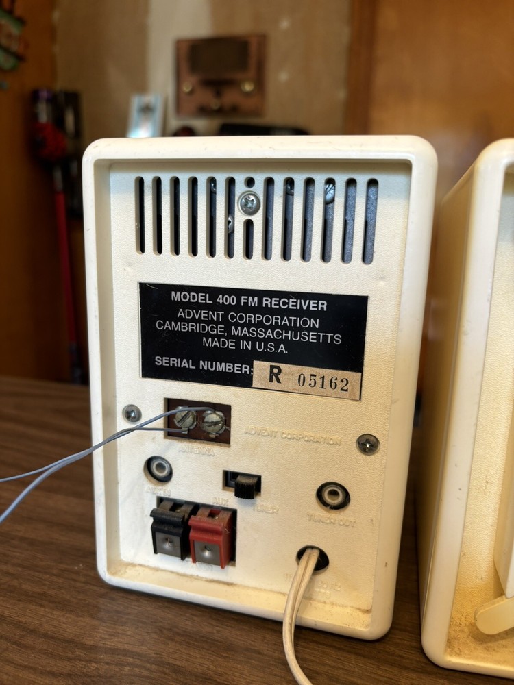 Advent Model 400 Radio and speaker