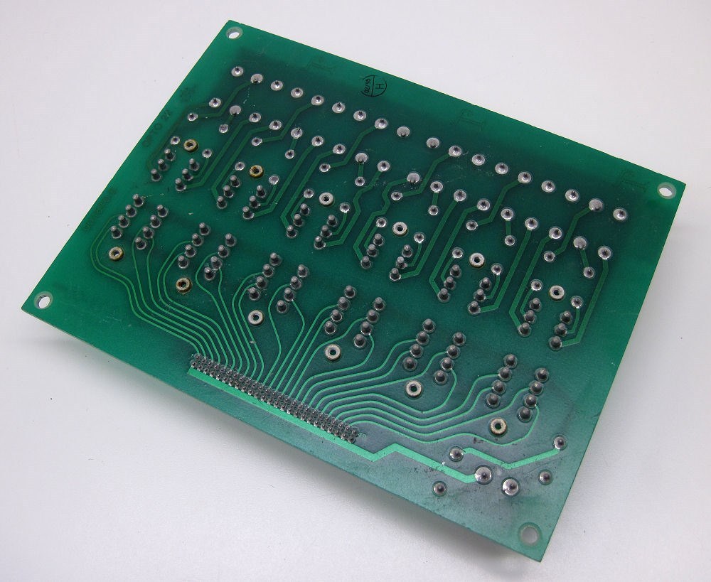 Opto 22 PB24HQ Quad Pak 6-Module Position Rack with Header Connector