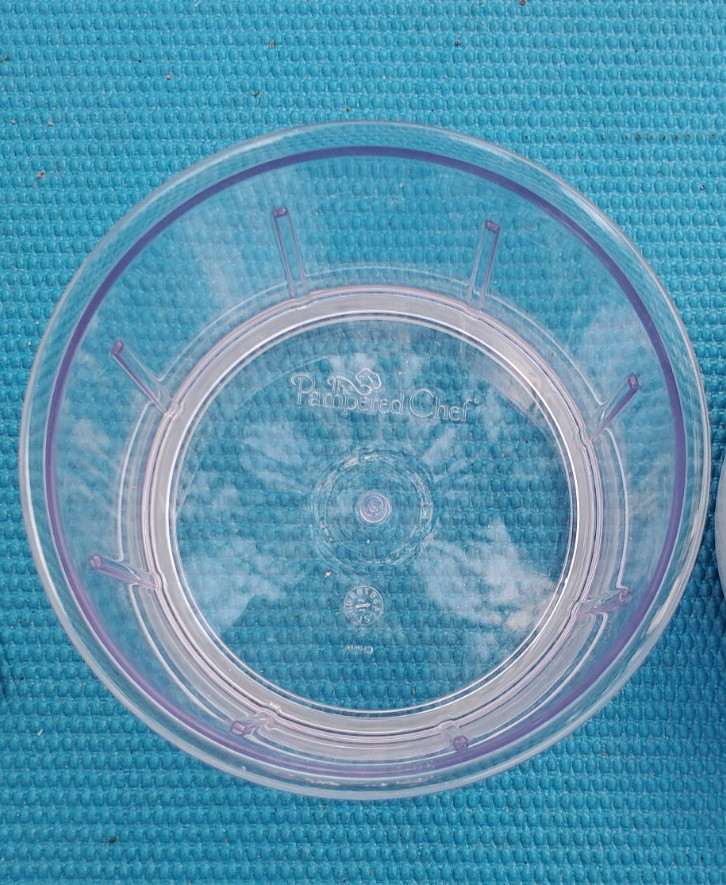 The Pampered Chef Manual Food Processor 2581