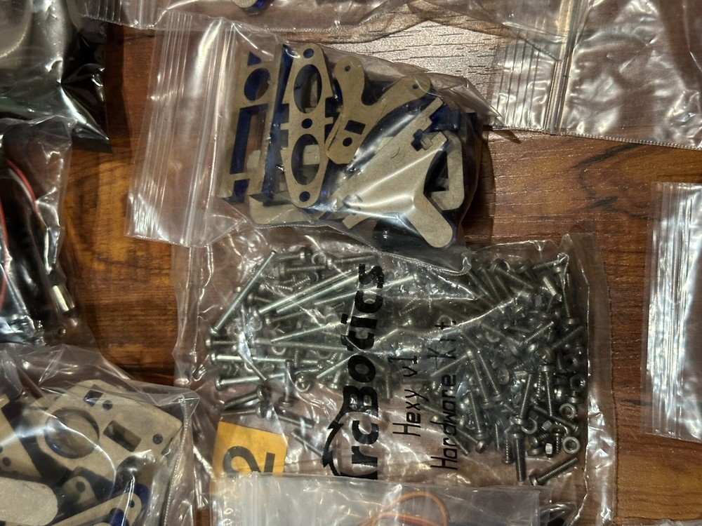 Hexy ArcBotics Robotic Hexapod Programmable Electronic Model Kit - New Open Box