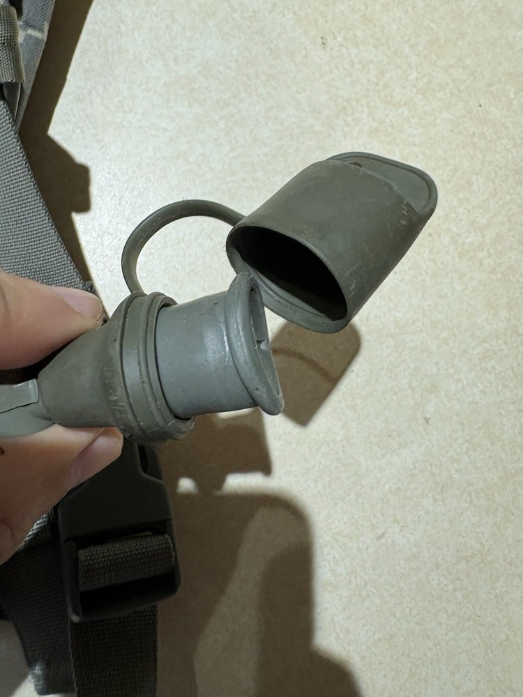 MOLLE II Hydration System Carrier Army Digital Camo