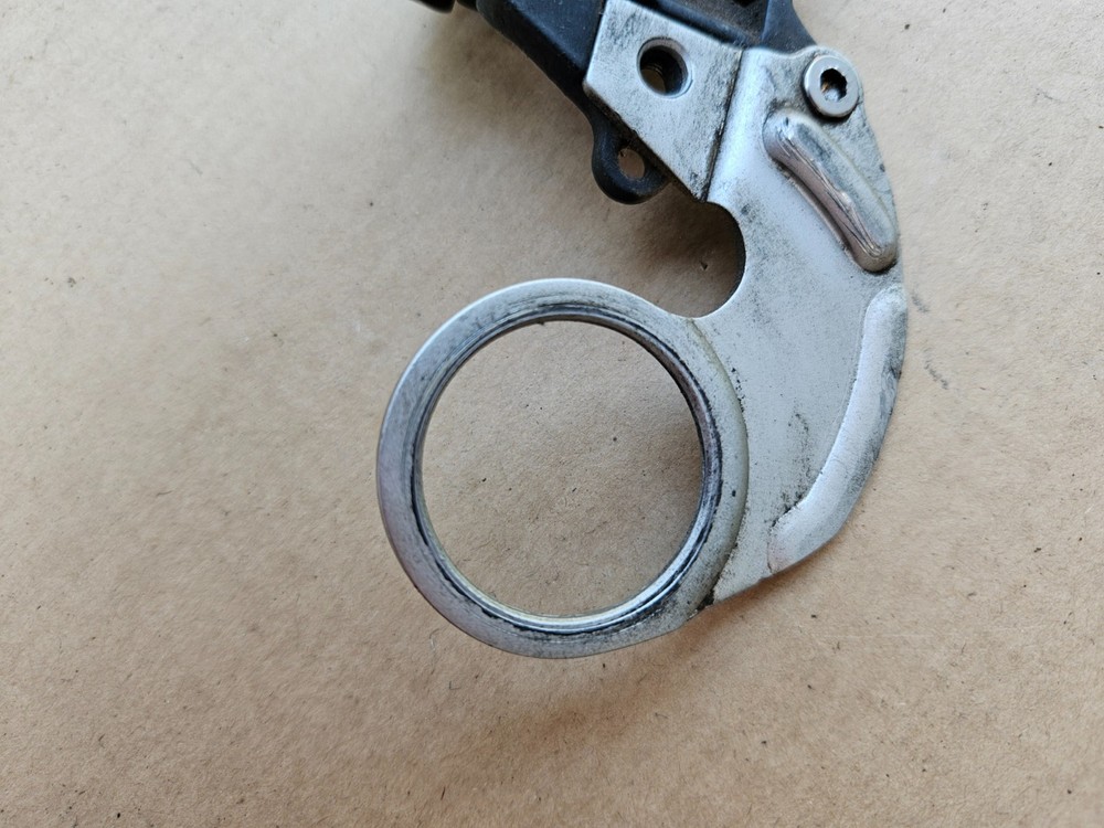 Shimano Deore XT Front Derailleur 9sp Bottom Pull FD-M750 Bottom Bracket Mount