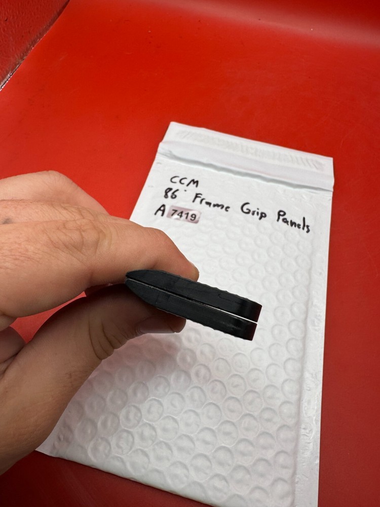 CCM 86° Frame Grip Panels