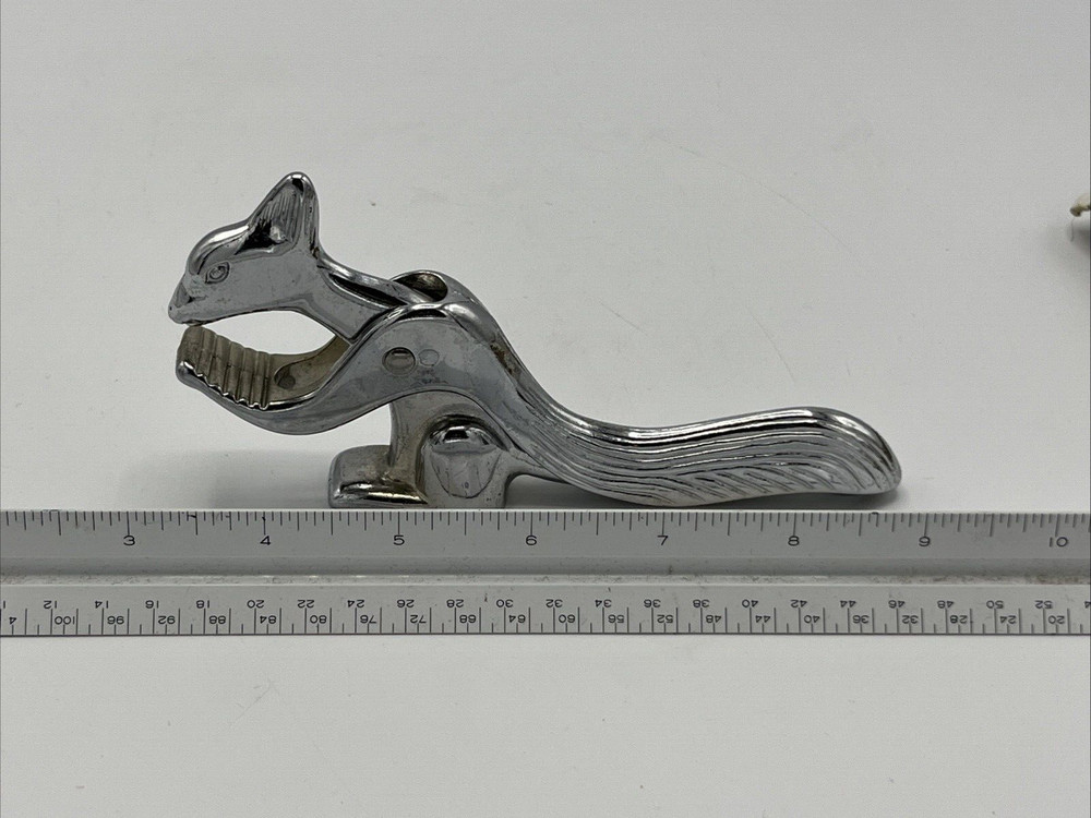 Nut Cracker Zinc Alloy Creative Squirrel Shape Nut Shell Opener Walnut