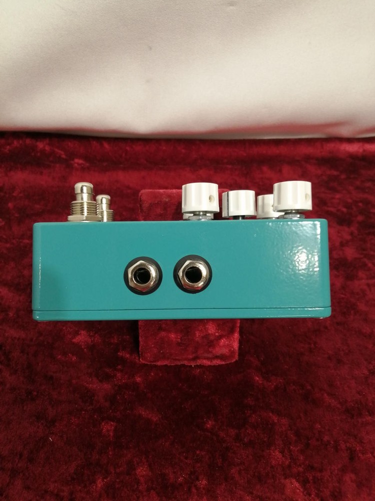 CRAZY TUBE CIRCUITS CYCLONE Model
