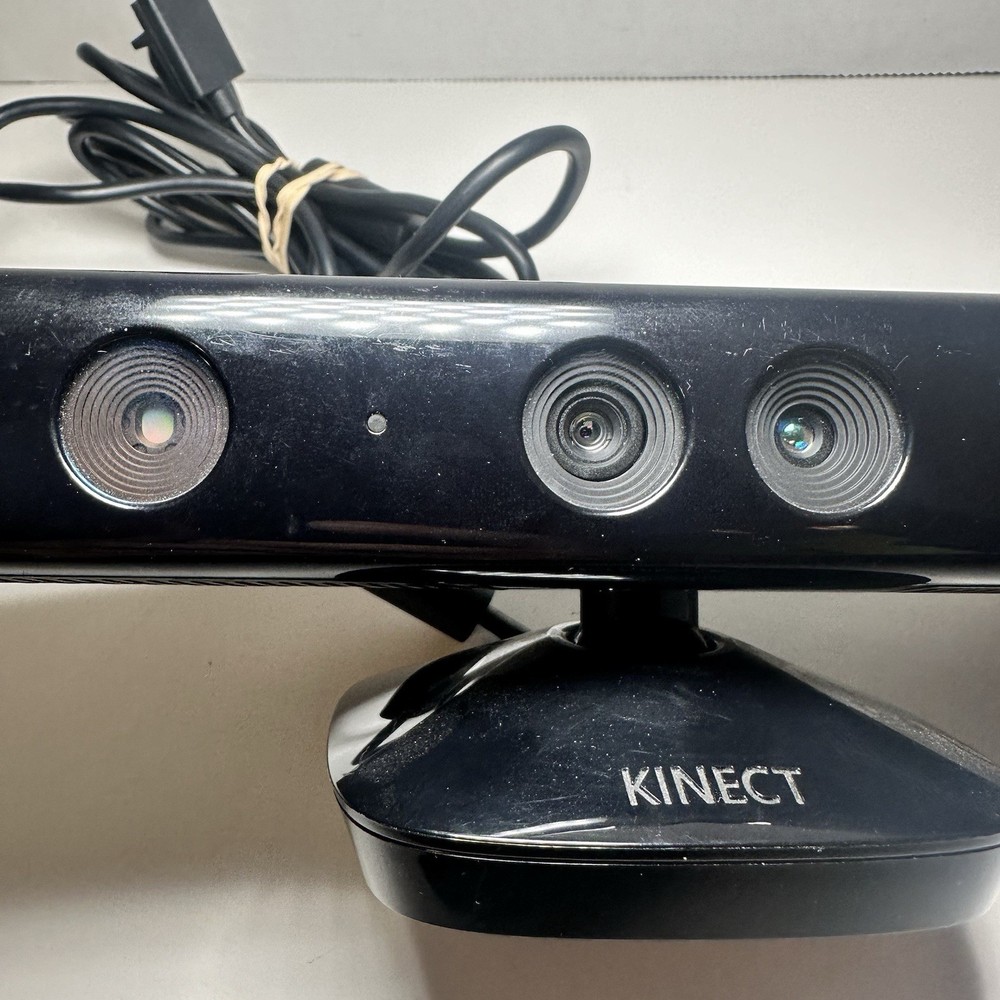 Xbox 360 Kinect Motion Sensor With Kinect Adventures - Tested