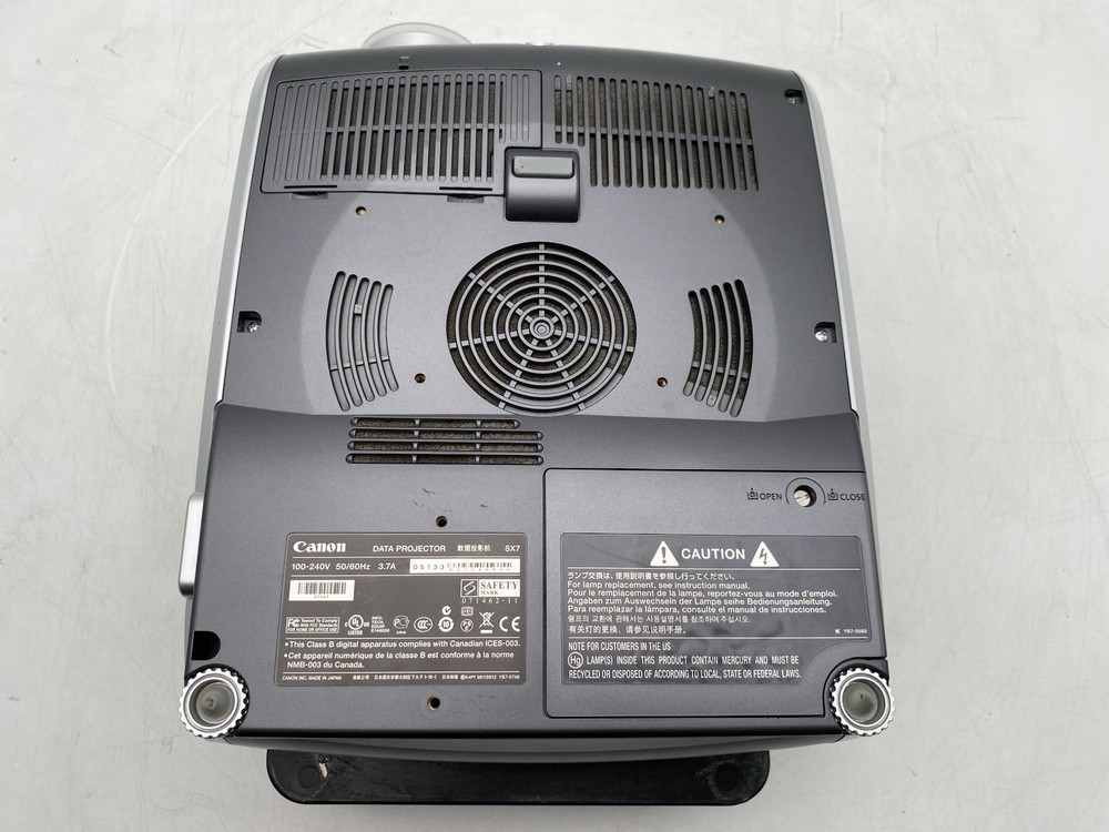 Canon SX7 Data Projector