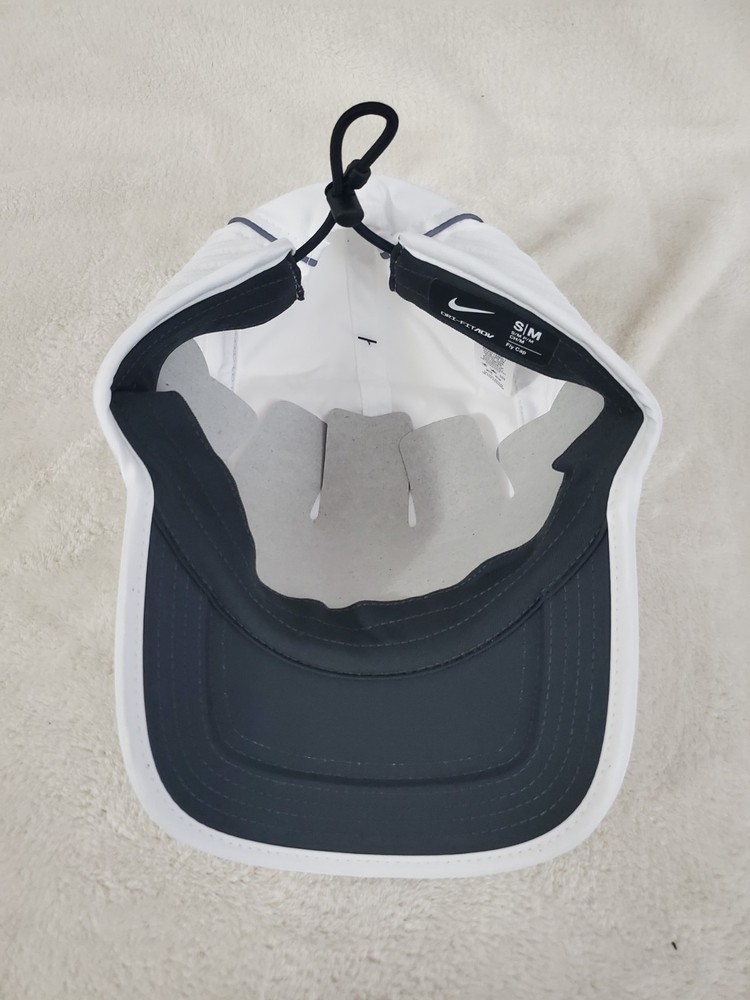NIKE FLY CAP RUNNING MENS SMALL MEDIUM STRAPBACK HAT WHITE FJ0736 100 DRI-FIT