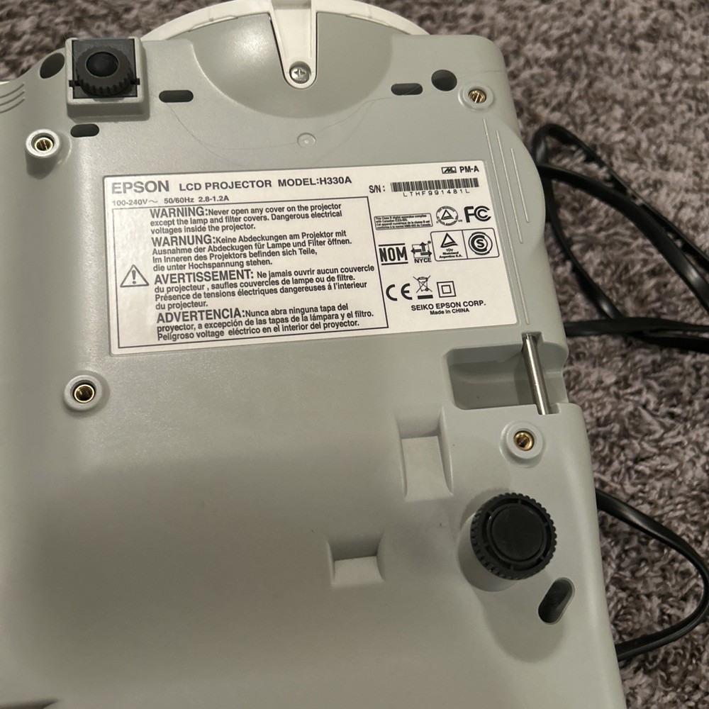 Epson LCD Projector H330A Tested Works With Remote And Cords