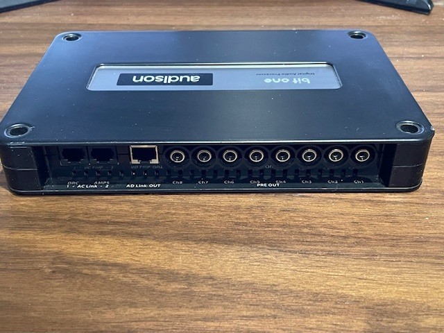 Audison Bit One Processor (Remote, Cables , CD, Manual included)