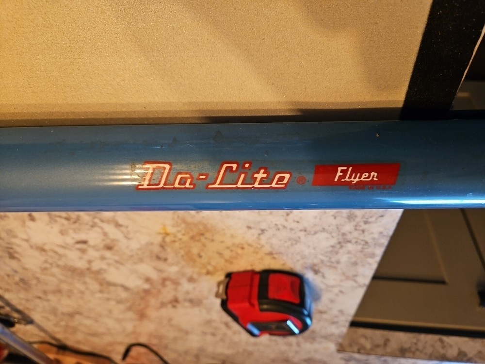 Vintage Da-Lite Flyer 40x40 Projection Screen