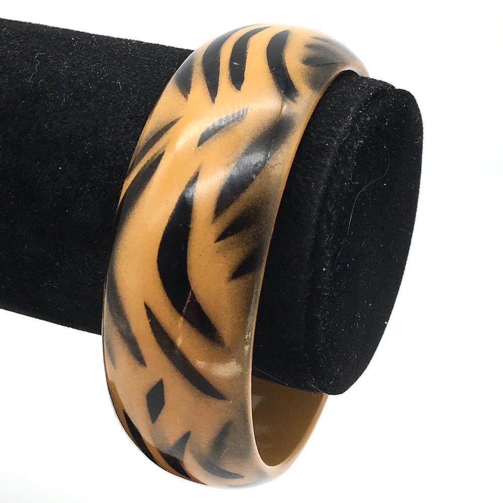 Black & Tan Tiger Stripe Hand Painted Acrylic Bangle Bracelet