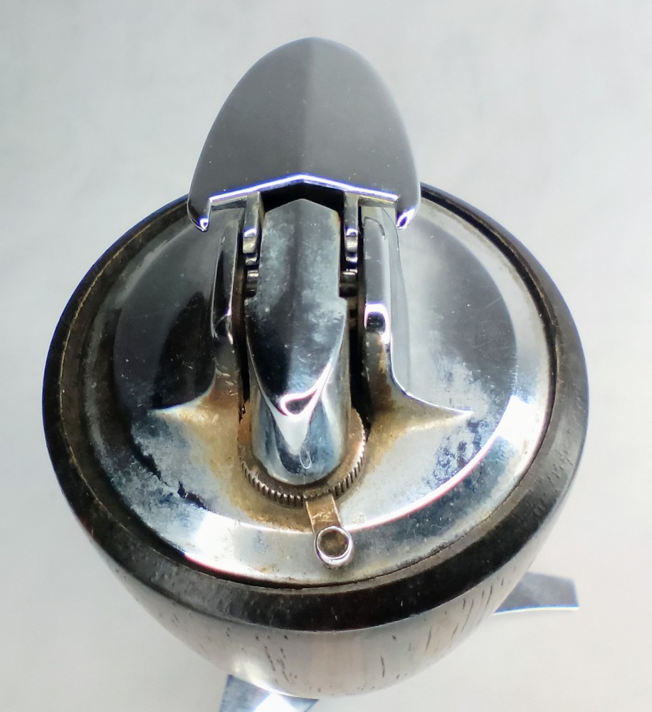 1960's - Ronson - Varaflame Valiant - Table Lighter