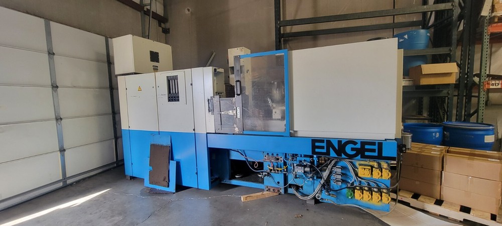 90T Engel molding machine