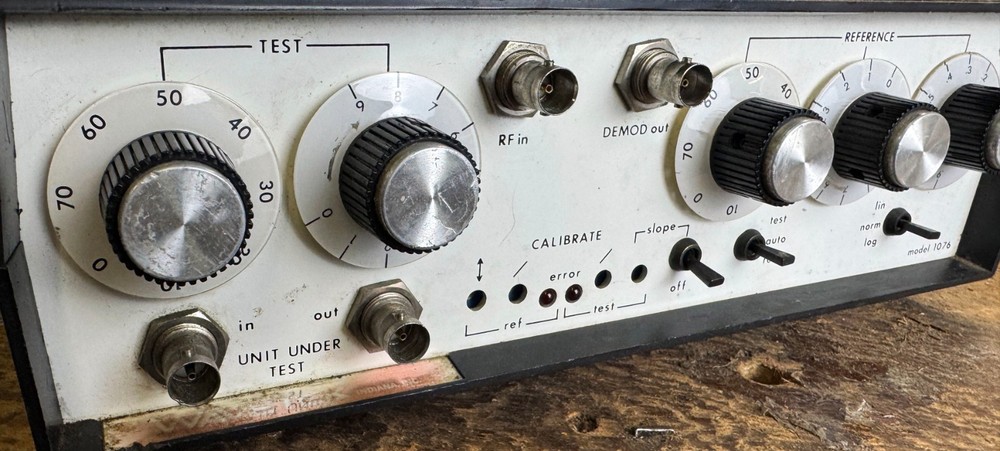 Wavetek 1080 Sweep Generator w/ 1076 Module System Tested Output