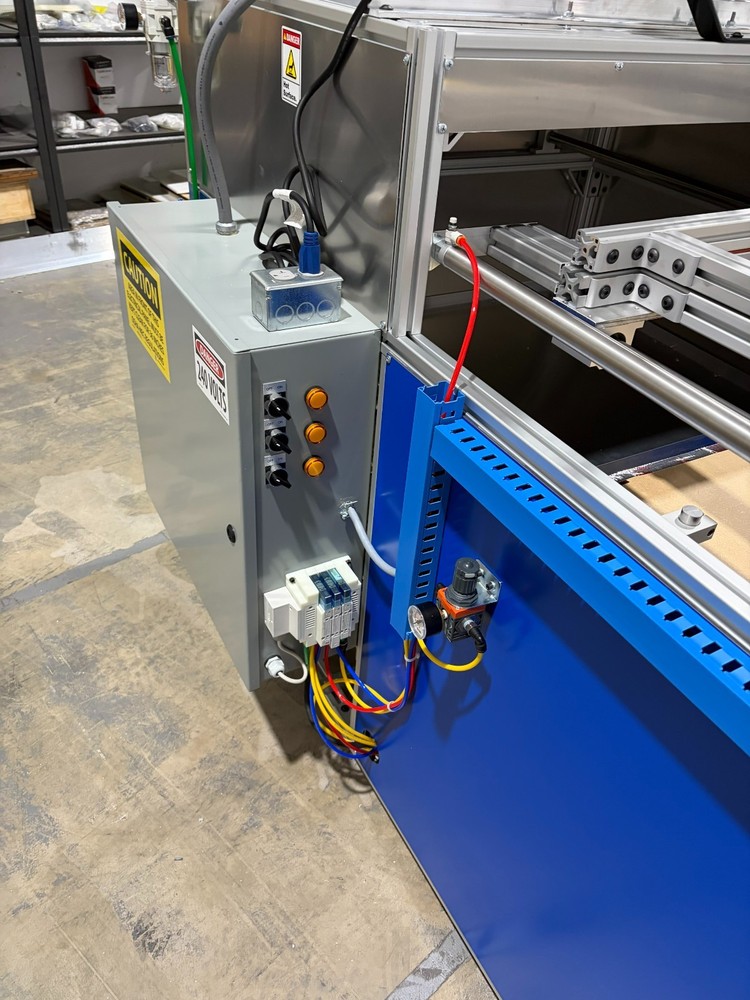 THERMOFORMING MACHINE - VACUUM FORMING NEW MODEL