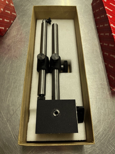 Starrett Magnetic base, heavy duty 659A