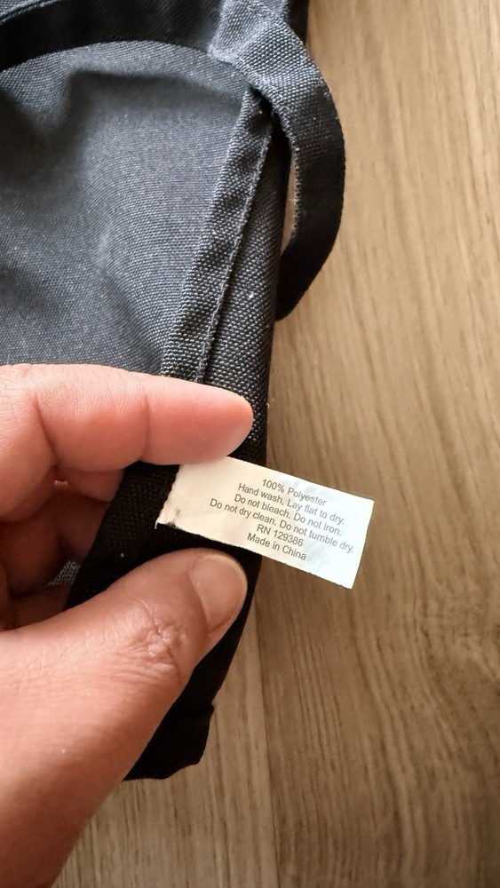 Black Polyester Work Apron with Multiple Pockets Solid Unisex RN 129386