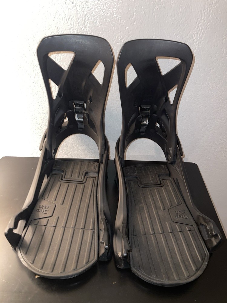 Burton Step On Black Bindings Size Large US 11-13