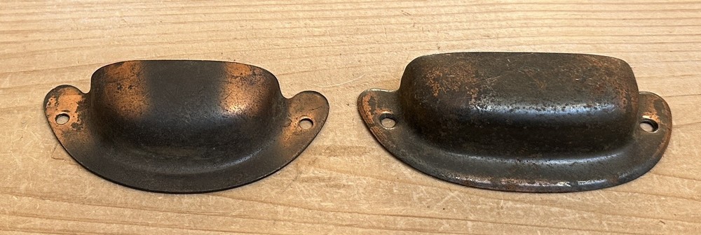 DS-222D–SIX (6) Different Antique Vintage Drawer Bin Pulls Handles