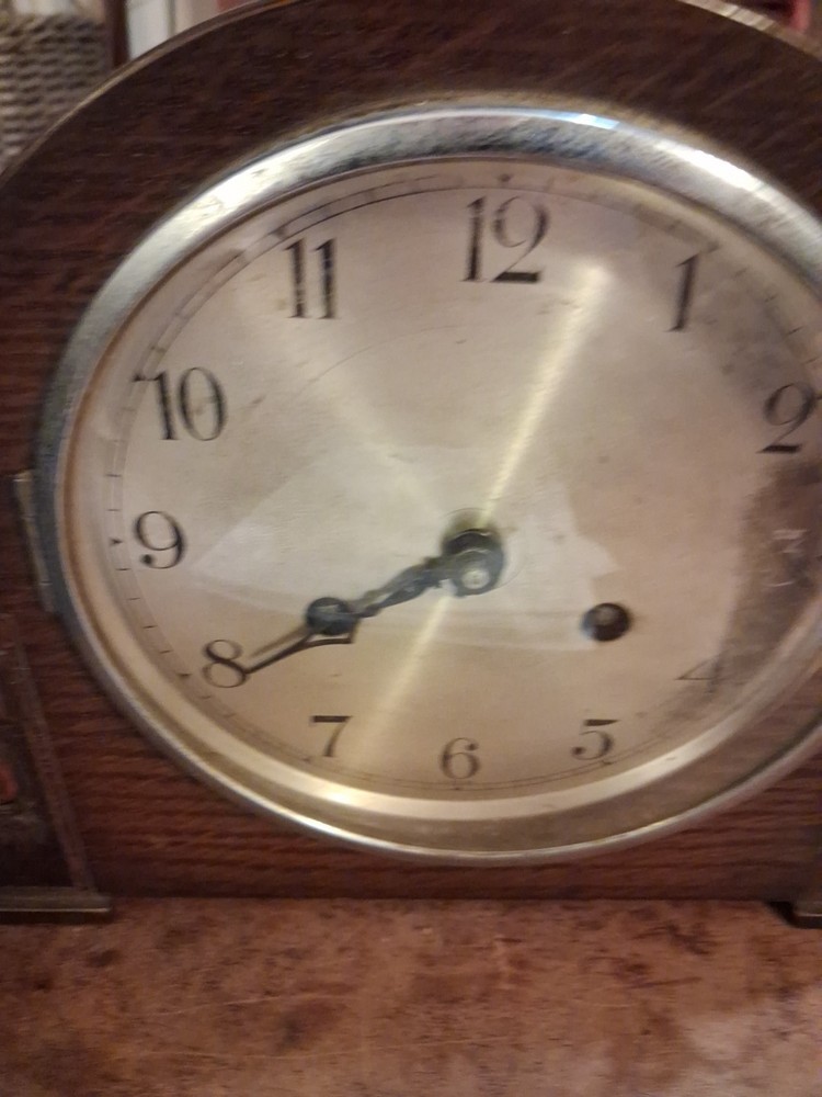 Vintage Mantle Clock, Not Working, No Key, Please Read Description