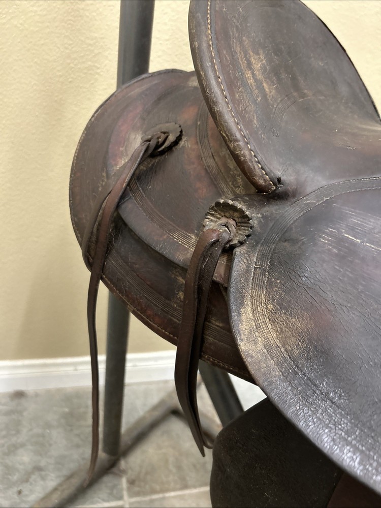 Porter Vintage Saddle