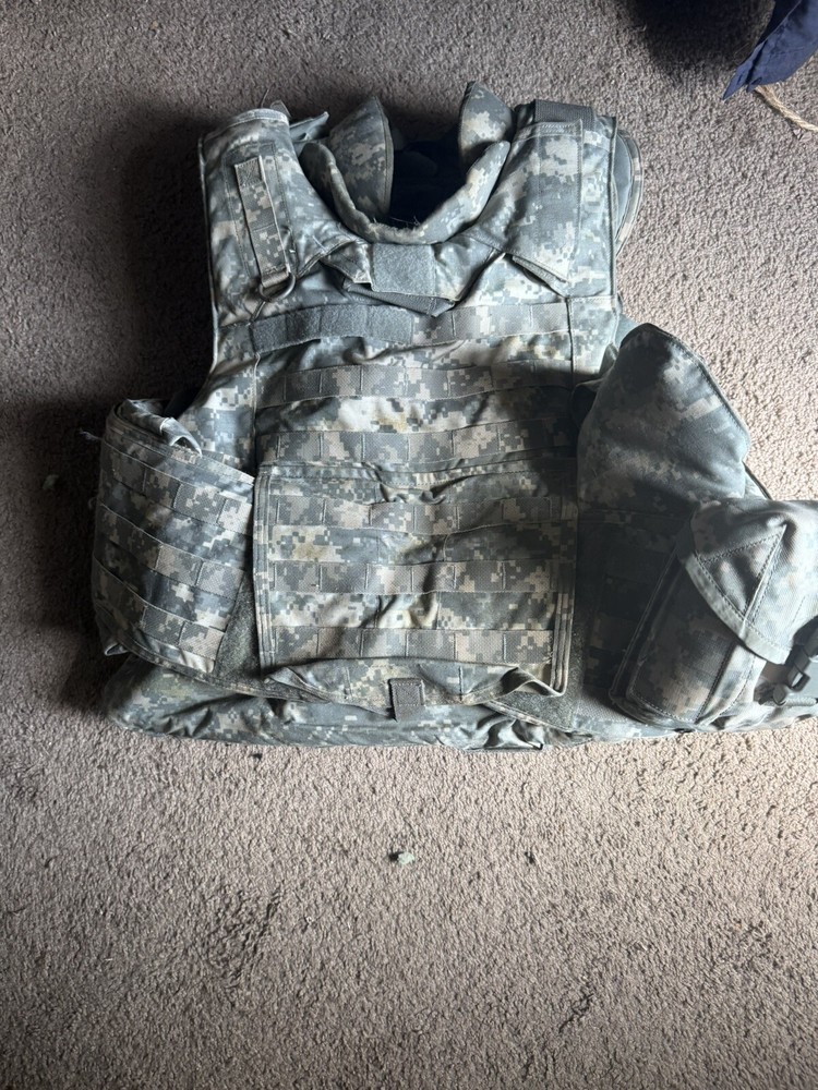 Tacktical Army Vest With Plates