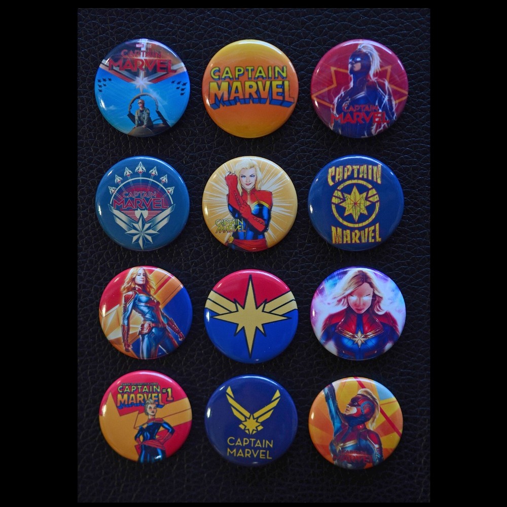Captain Marvel / Pinback Buttons (Set of 12) / 4 Size Options