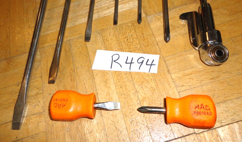 MAC TOOLS 9 PIECE MULTI COLOR HANDLE HARD HANDLE MIXED SCREWDRIVER SET