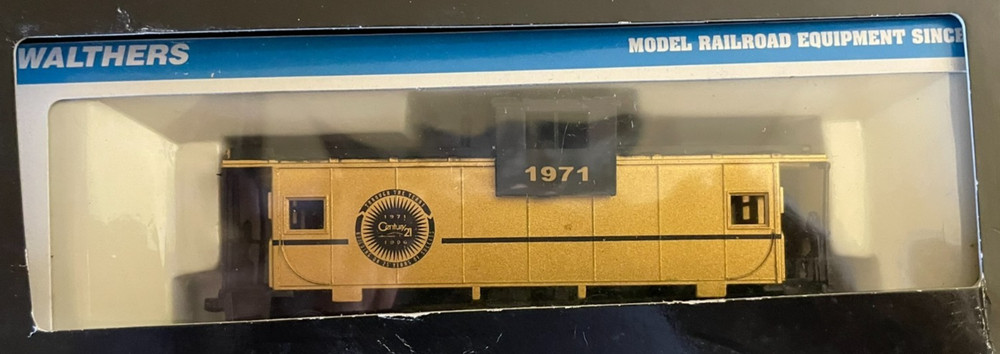 WALTHERS HO - Century 21 - 25th Anniversary Train Set