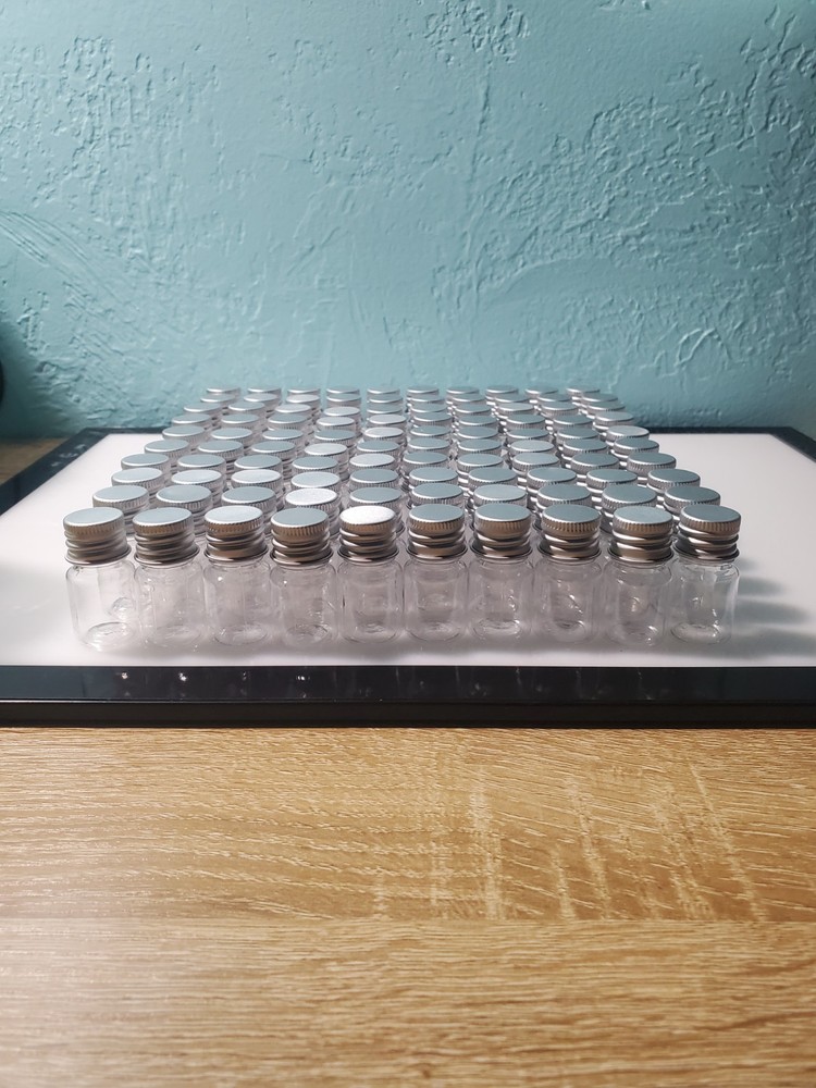 300 Small Screw Top Containers