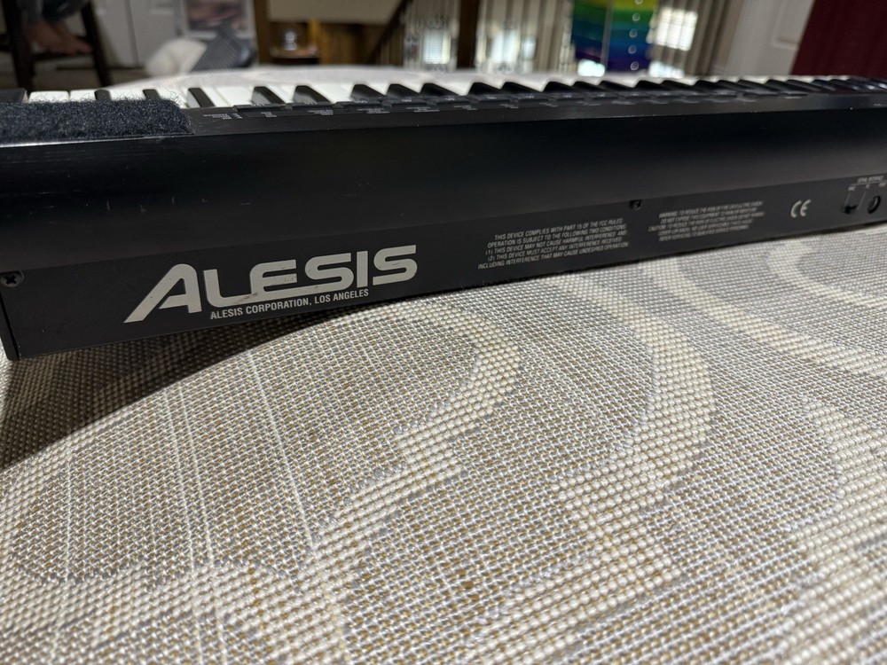 Alesis QS6.1