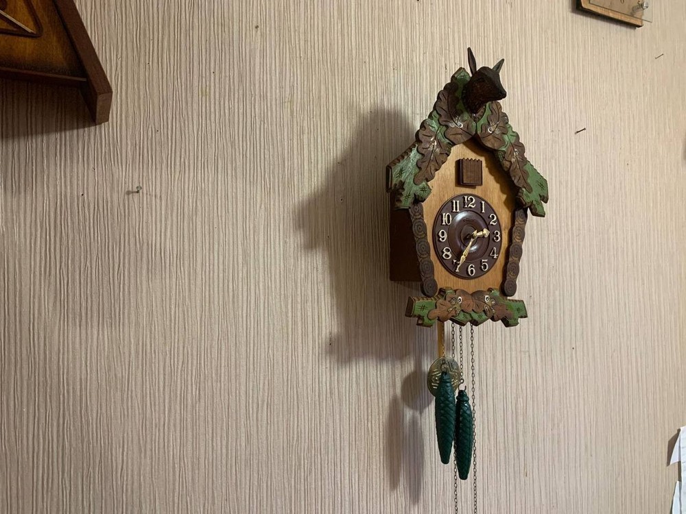 Soviet Vintage Mechanical Cuckoo clock, USSR clock, "Hunting Clock Deer"