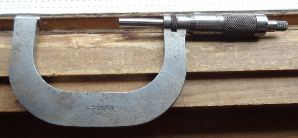 Brown And Sharpe 53 Micrometer 2-3"